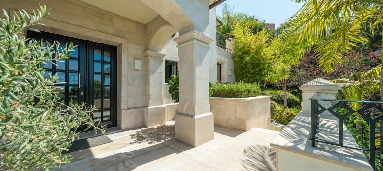 exclusive-mediterranean-villa-in-bendinat