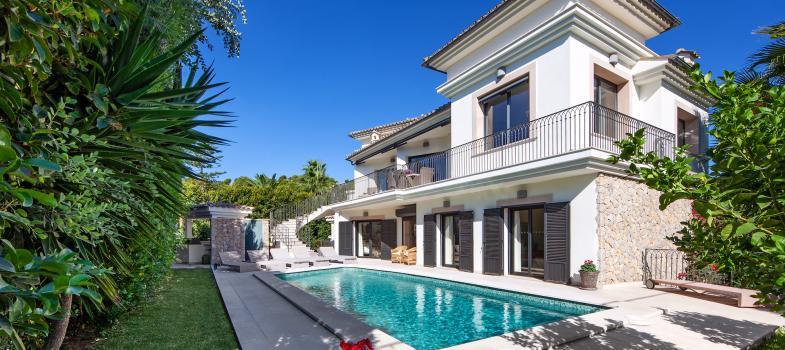 elegant-mediterranean-style-villa-in-puerto-de-andratx