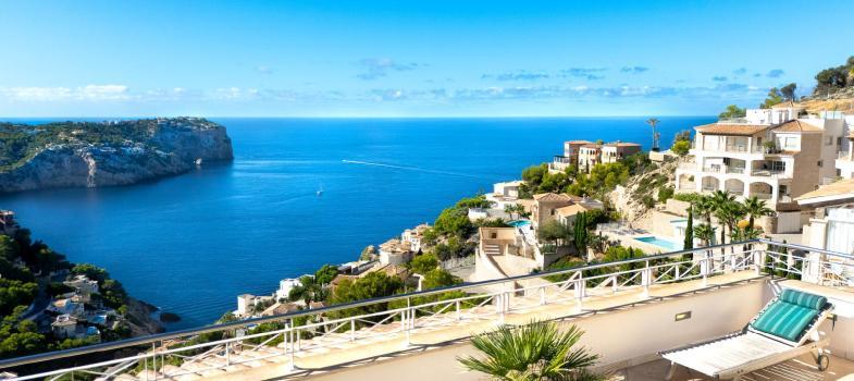 espectacular-aatico-con-terraza-en-la-azotea-y-vistas-al-mar-en-port-d-andr