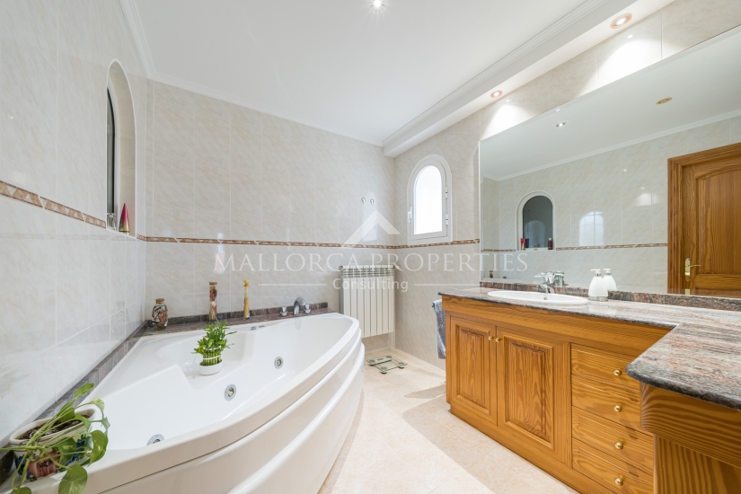 property-for-sale-in-mallora-portals-nous-calvia--MP-1767-10-20260820104127.jpg
